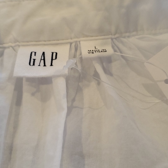 Gap Top - Picture 7 of 8